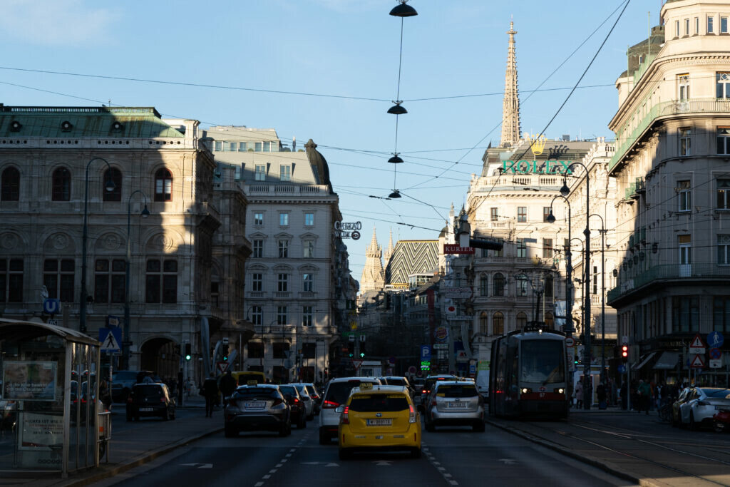 Einfahrt in die Innenstadt über die Kärtnerstraße